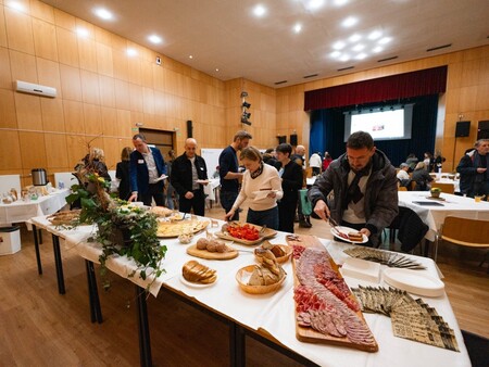 Poslovni zajtrk Hoče (1)